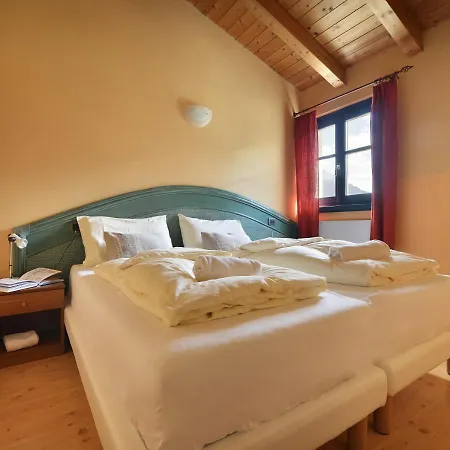 Casa Cola * Premadio