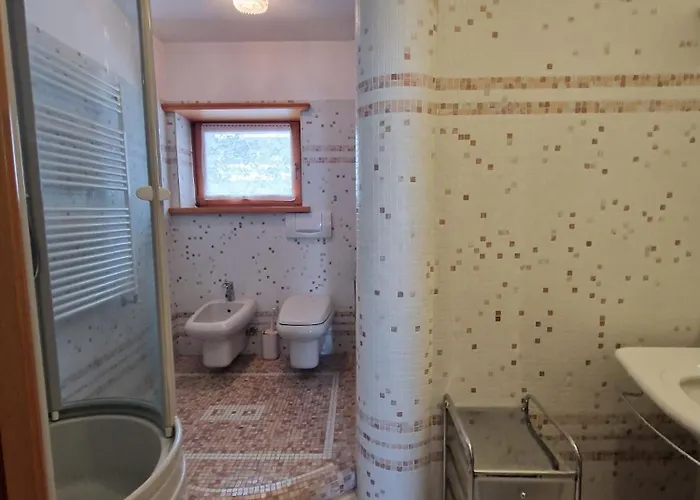 Casa Cola * Premadio